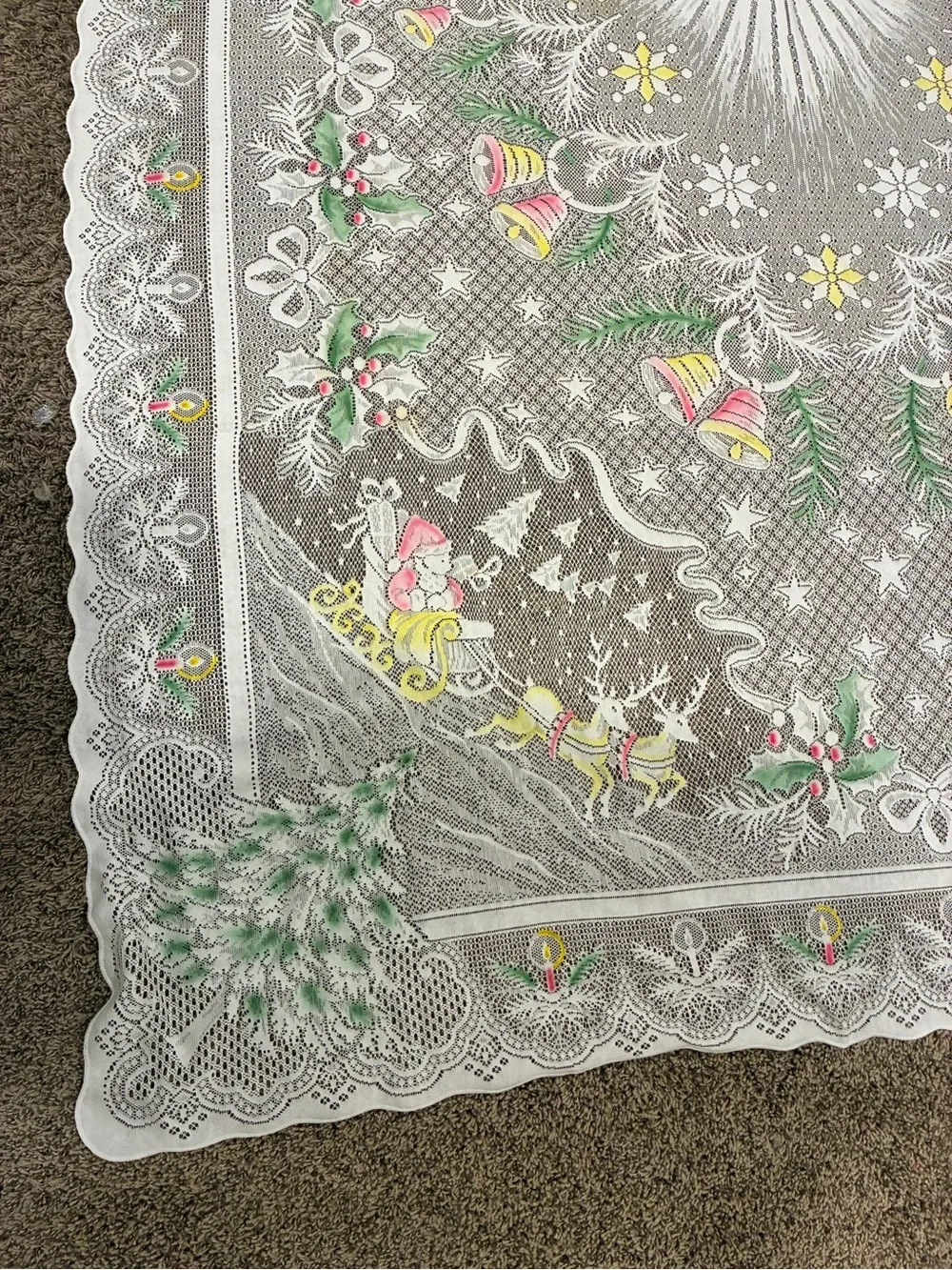 Vintage Lace Christmas Table Cloth 61